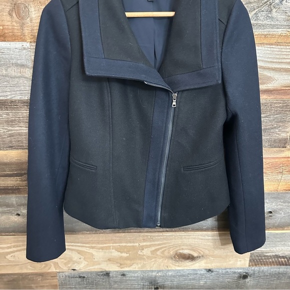 Ann Taylor Black Navy Diagonal Zip Lined Wool Blend Jacket Coat Women’s Size 4 - Picture 5 of 8
